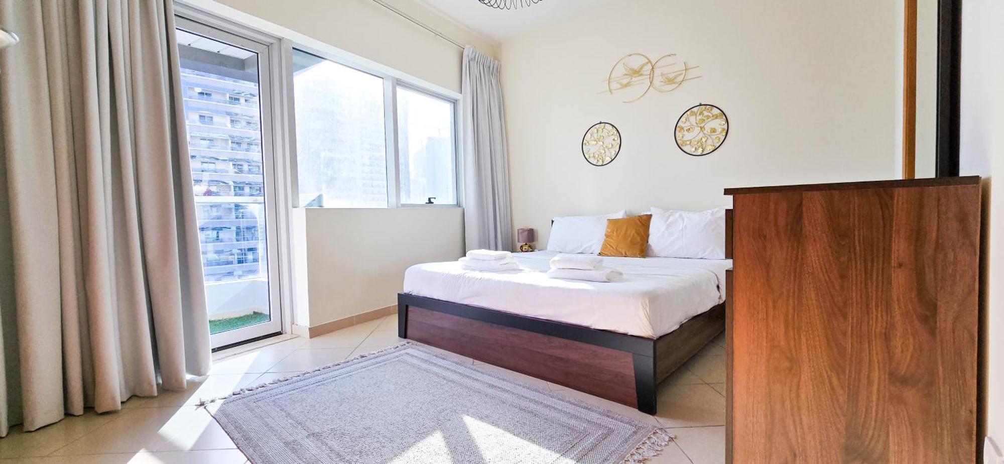 Spacious 2 Bed Apt At Marina High Floor Dubái Exterior foto