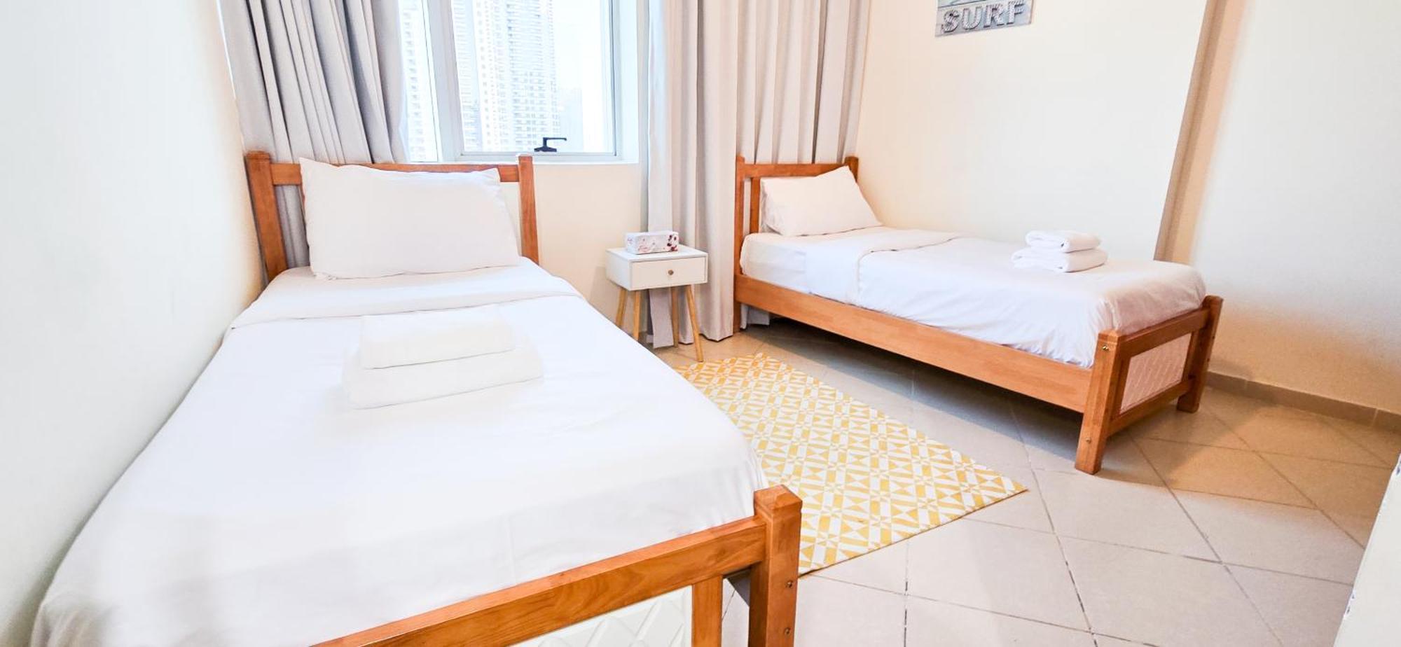 Spacious 2 Bed Apt At Marina High Floor Dubái Exterior foto