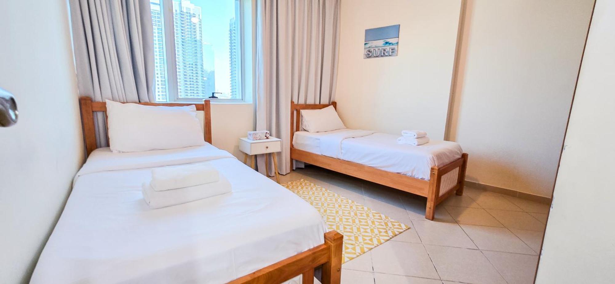 Spacious 2 Bed Apt At Marina High Floor Dubái Exterior foto
